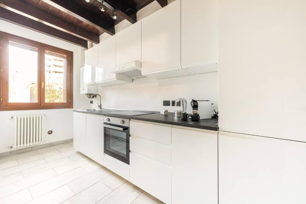 Appartamento Unico A Bologna Con 3 Camere E Parcheggio Gratuito Extérieur photo